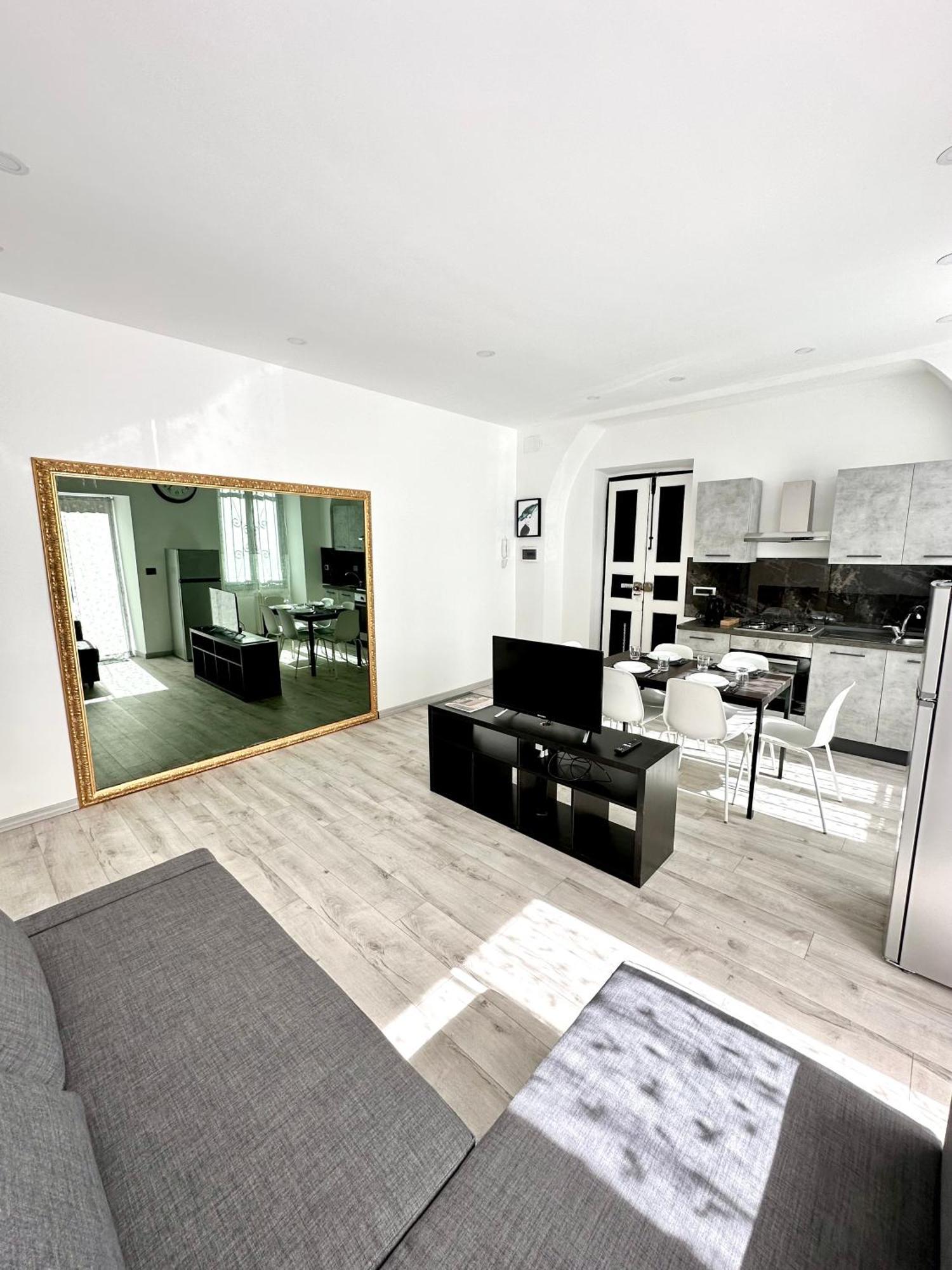 Casa Chiarina - Centro Citta Leilighet Torino Eksteriør bilde